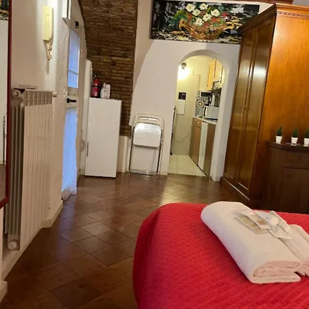 Apartman Arco Acetari-il Medio Evo Nel Cuore Di Róma
