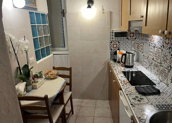 Arco Acetari-il Medio Evo Nel Cuore Di *